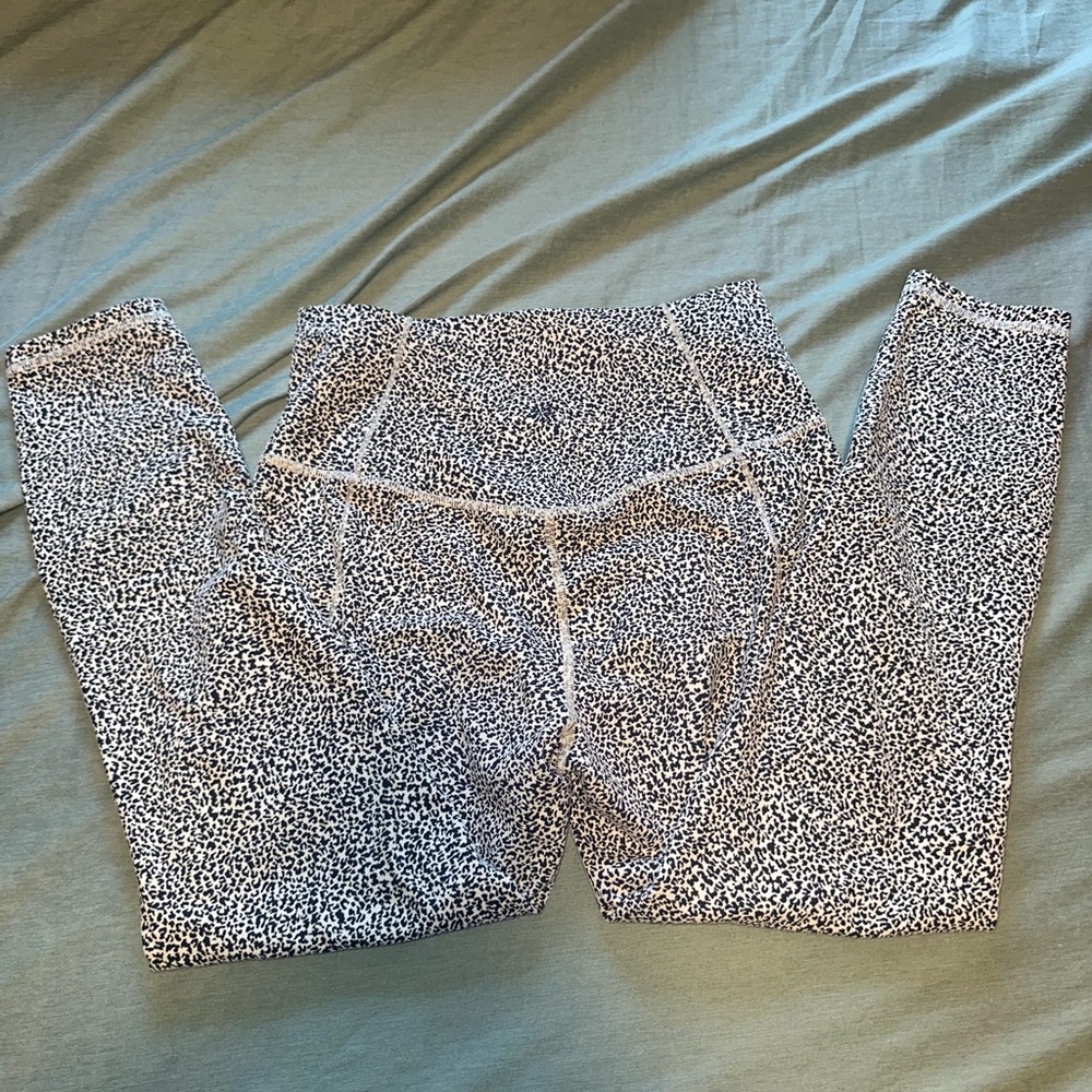 Athleta Black and White Patterned Leggings